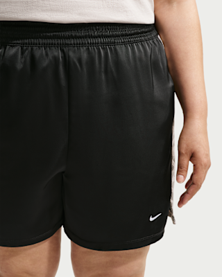 Nike Sportswear Chill Lace Women's Loose Mid-Rise Shorts (Plus